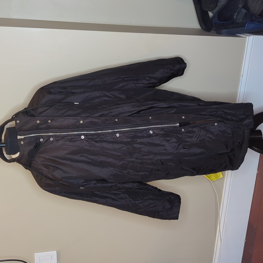 Long shearling lined jacket - Picture 3 of 6
